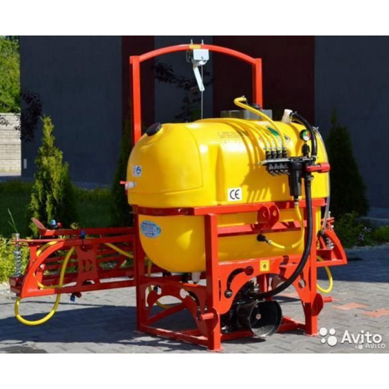 Опрыскиватель 400л-12м Demarol Польша